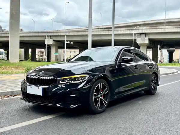 BMW 3 Series 2021