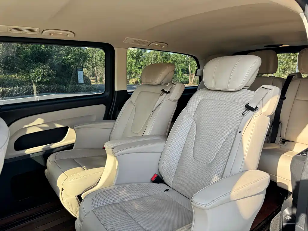 Mercedes-Benz Vito 2018 — фото 12