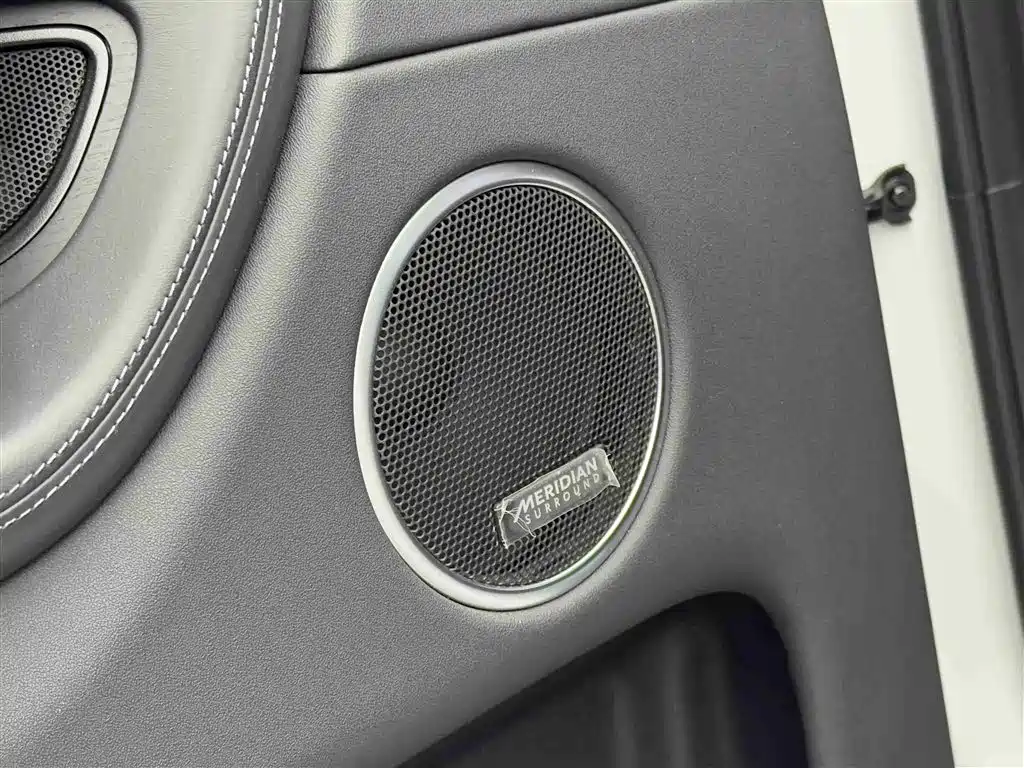 Land Rover Discovery Sport 2024 — фото 15