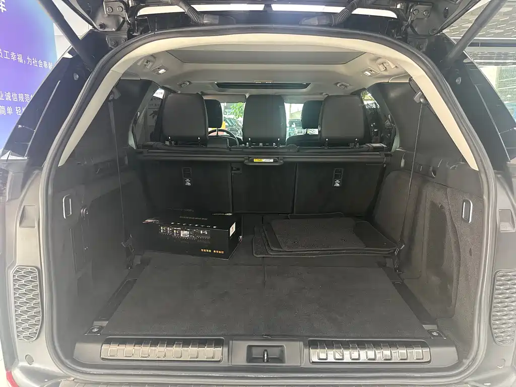 Land Rover Discovery 2017