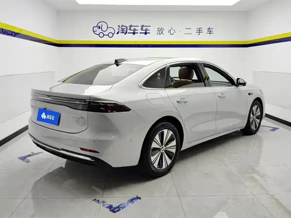 Geely Galaxy A7 EM 2025