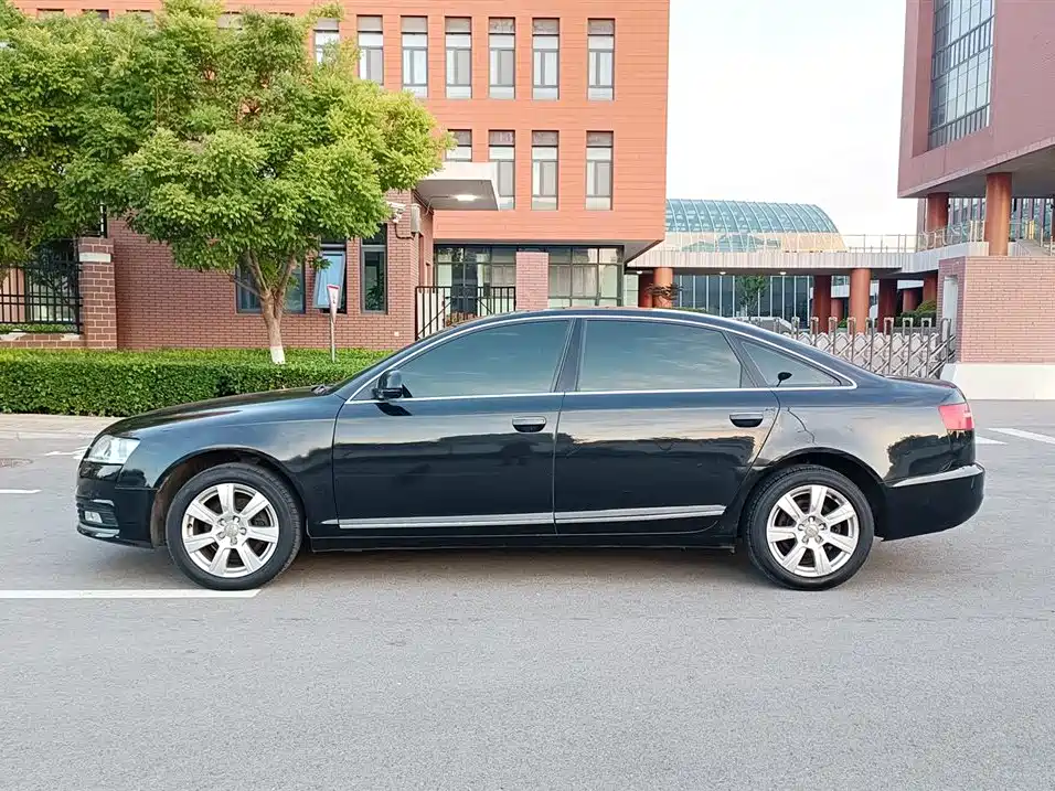 Audi A6L 2010