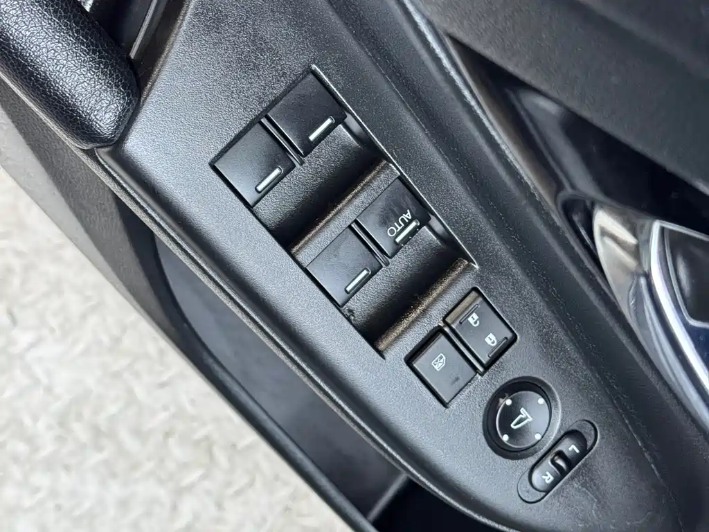 Honda Accord 2017 — фото 11