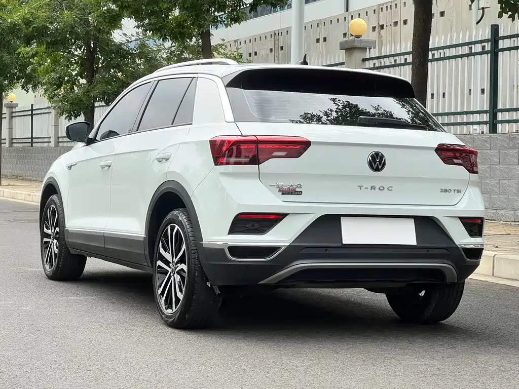 Volkswagen T-Roc 2022 — фото 13