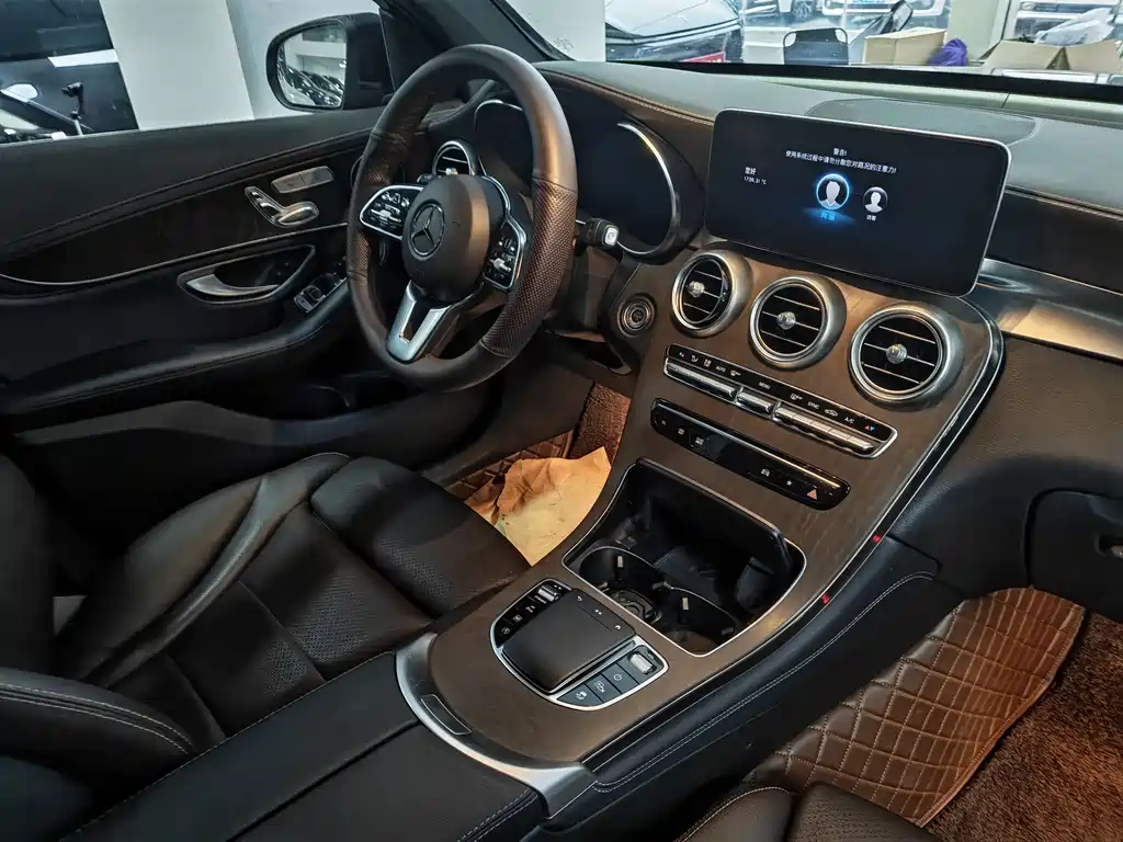 Mercedes-Benz GLC 2020 — фото 9