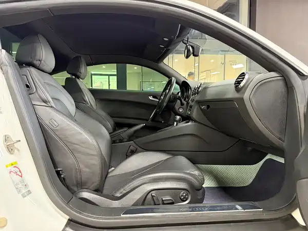 Audi TT 2014
