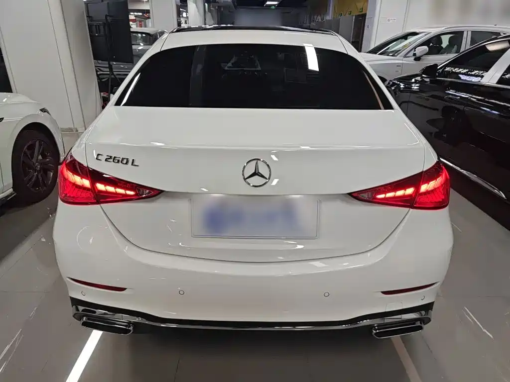 Mercedes-Benz C-Class 2025