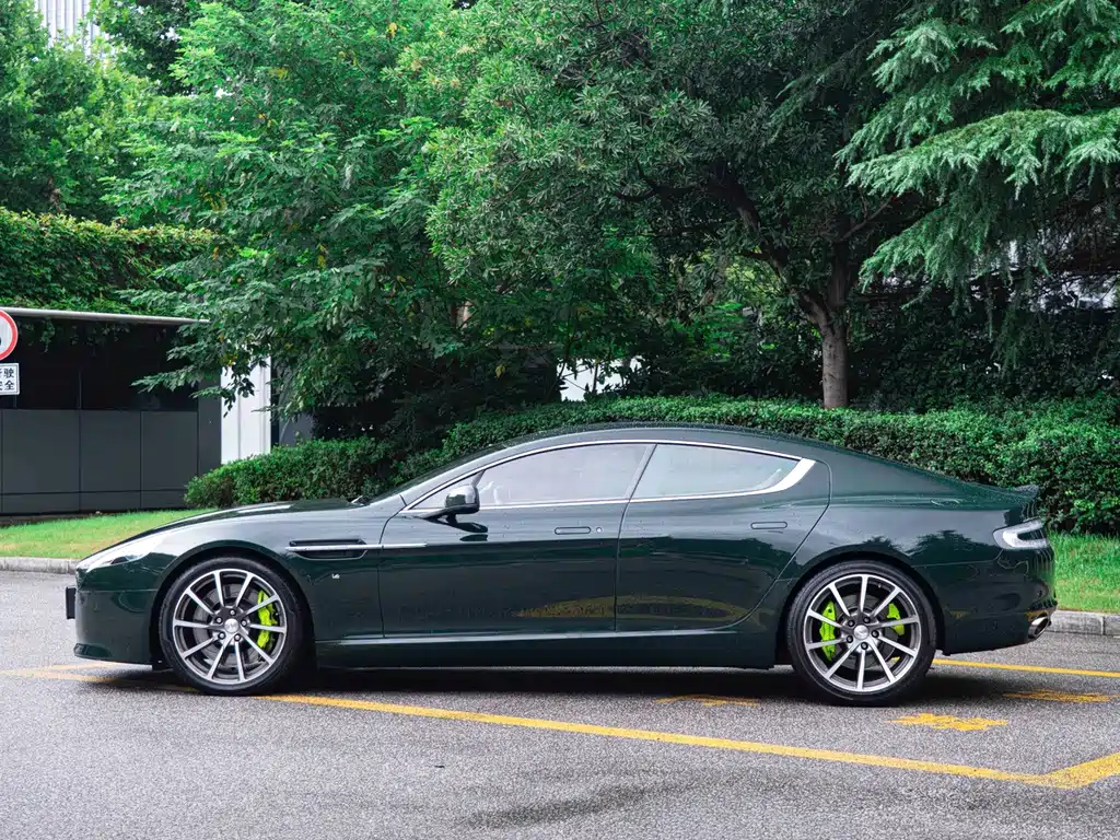 Aston Martin Rapide 2018 — фото 4