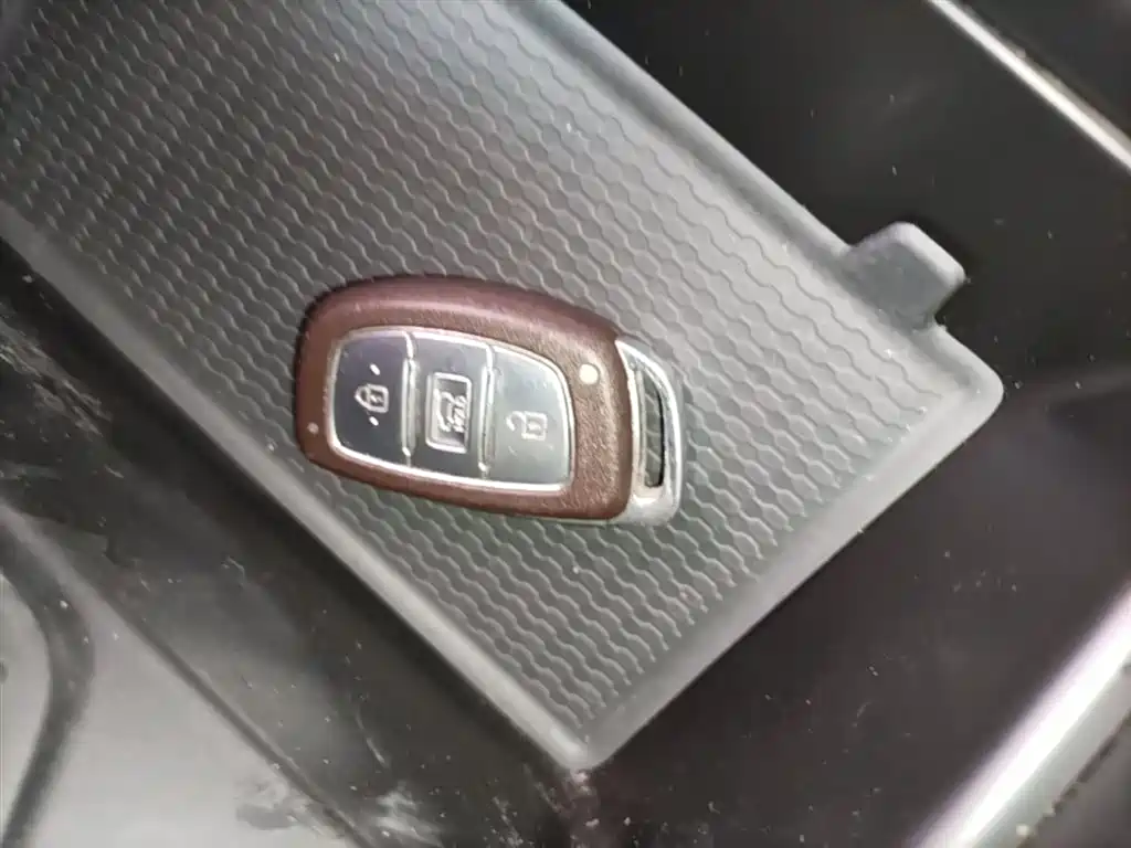 Hyundai Tucson 2017 — фото 9
