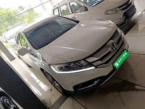 Honda Crosstour 2015