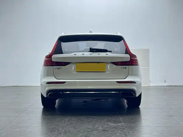 Volvo V60 2020