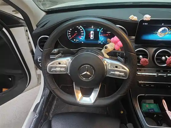 Mercedes-Benz C-Class 2020