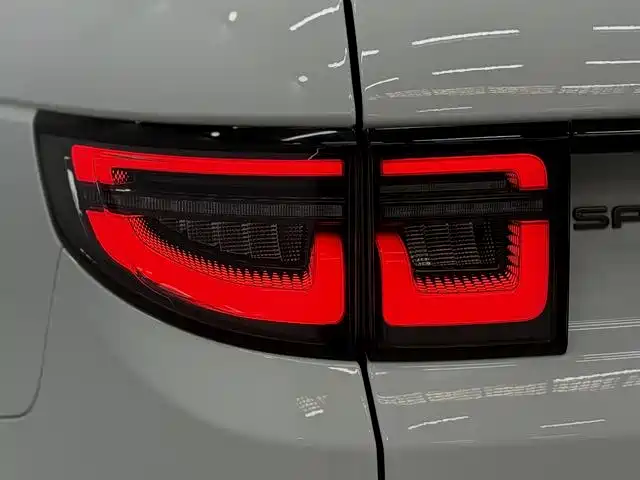 Land Rover Discovery Sport 2021 — фото 17