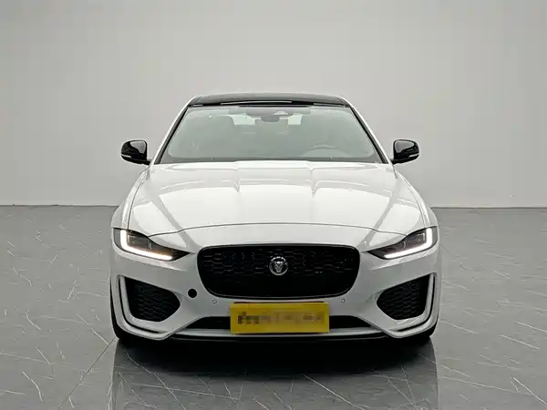 Jaguar XEL 2025