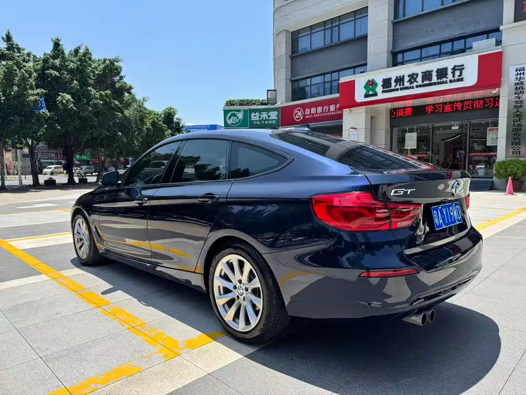 BMW 3 Series GT 2019 — фото 6