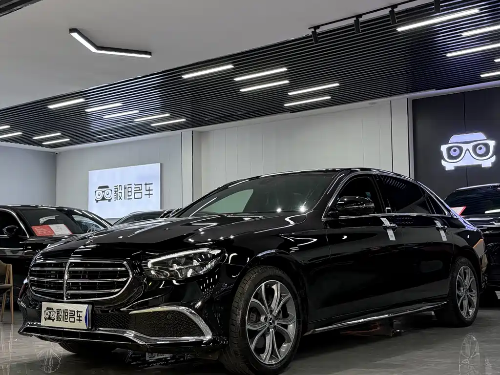 Mercedes-Benz E-Class 2023