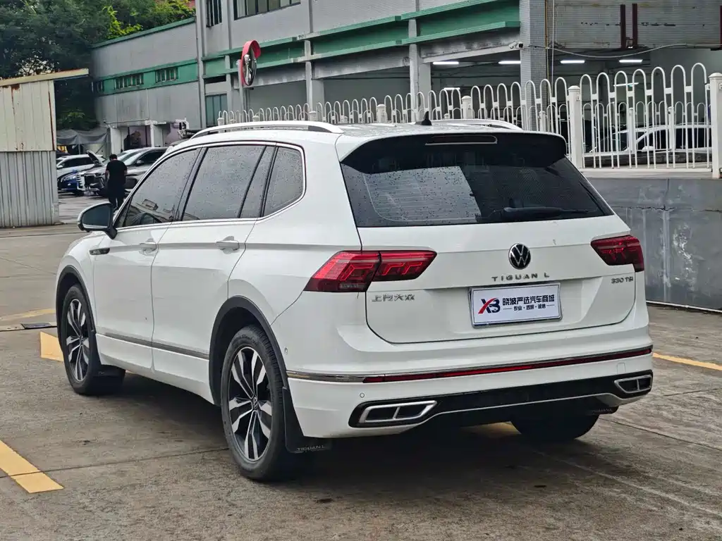 Volkswagen Tiguan L 2023