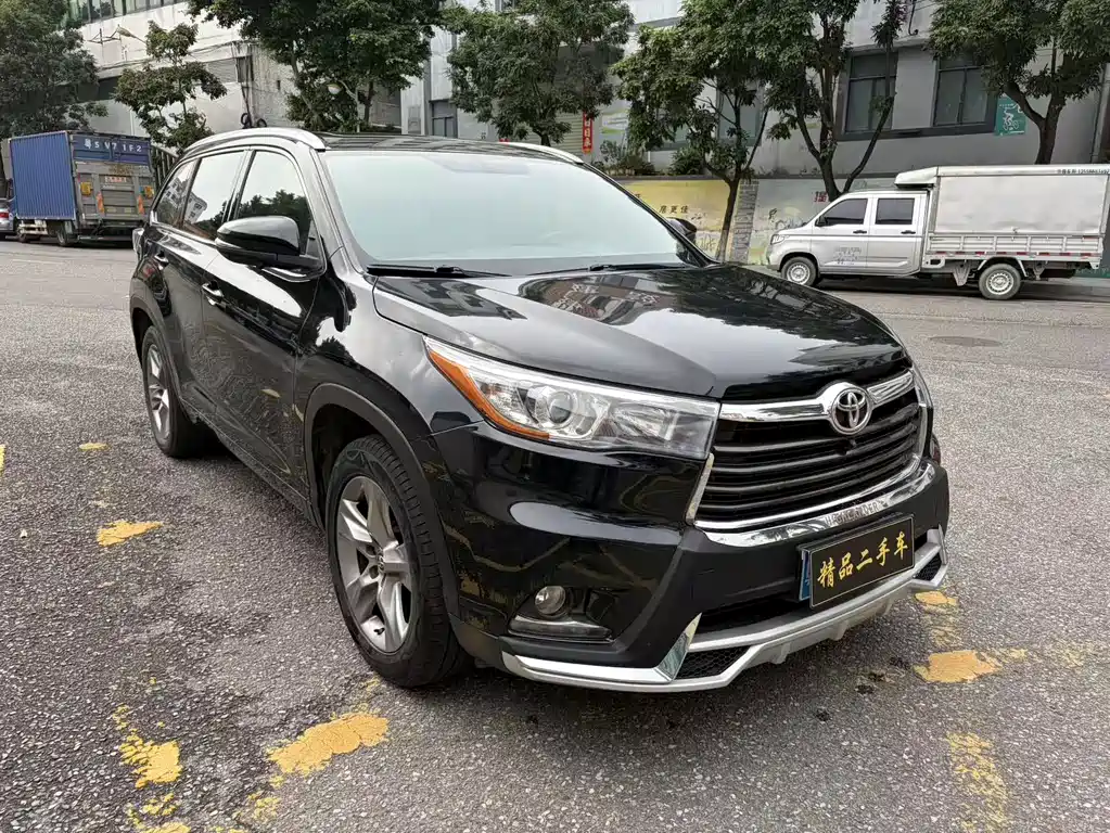 Toyota Highlander 2016 — фото 3