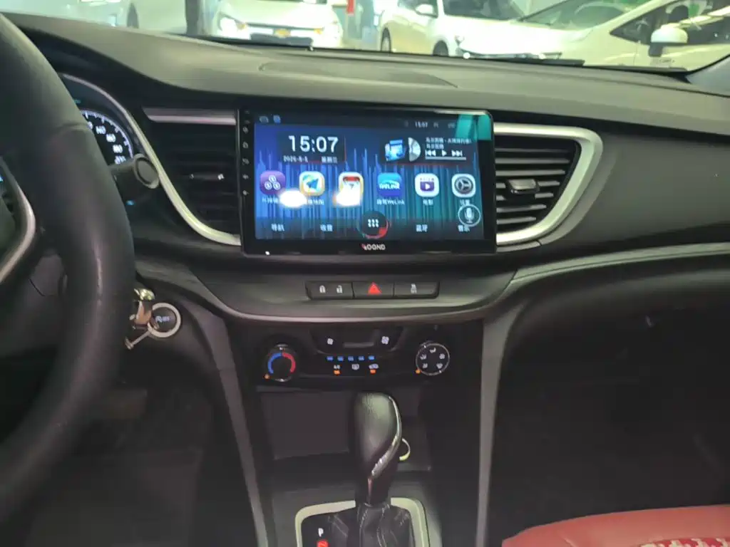 Buick Excelle 2018 — фото 13
