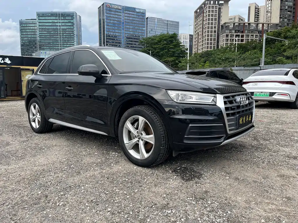 Audi Q5L 2019 — фото 2