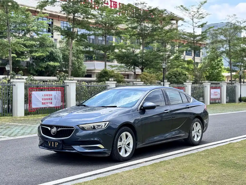 Buick Regal 2020 — фото 1