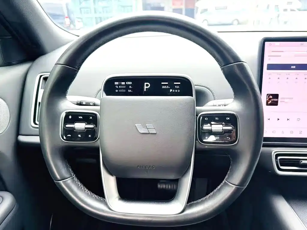 Li Auto Li L8 2023