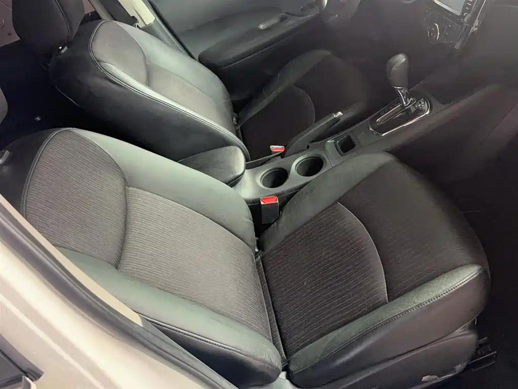 Nissan Tiida 2015 — фото 4