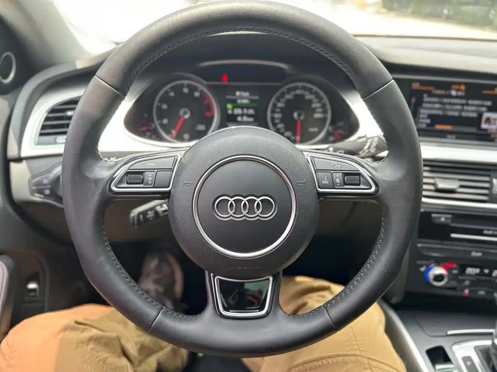 Audi A4 2016 — фото 25