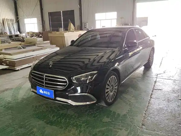 Mercedes-Benz E-Class 2022