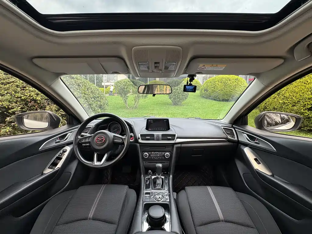 Mazda 3 Angkesela 2018 — фото 20
