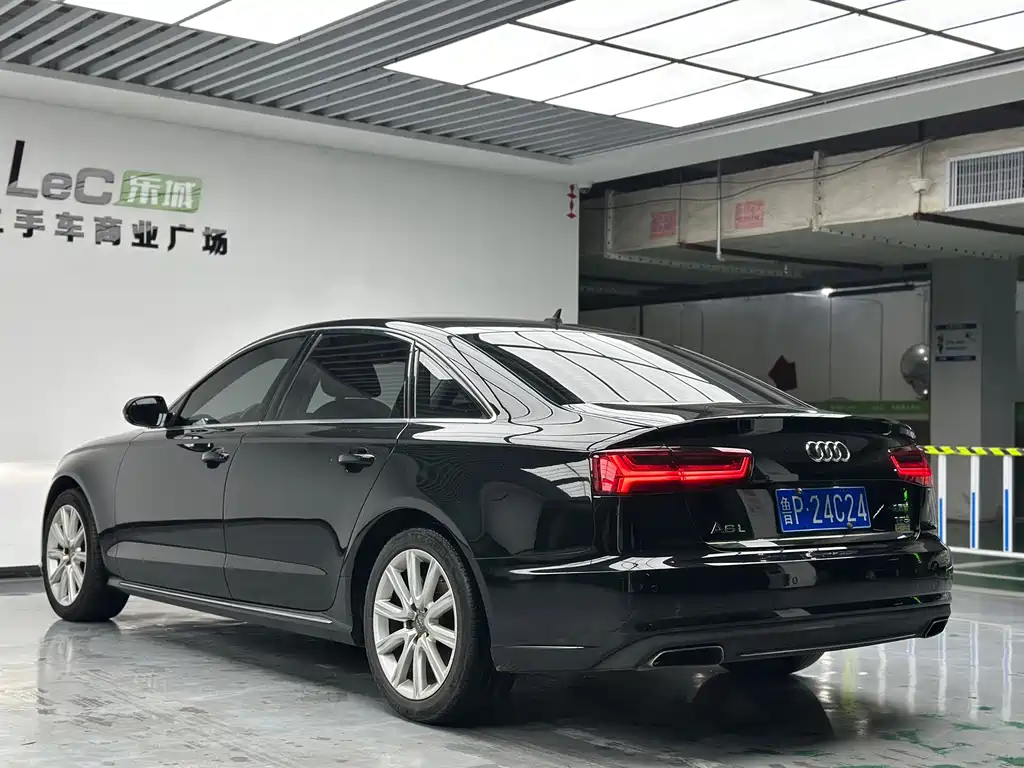 Audi A6L 2018 — фото 16