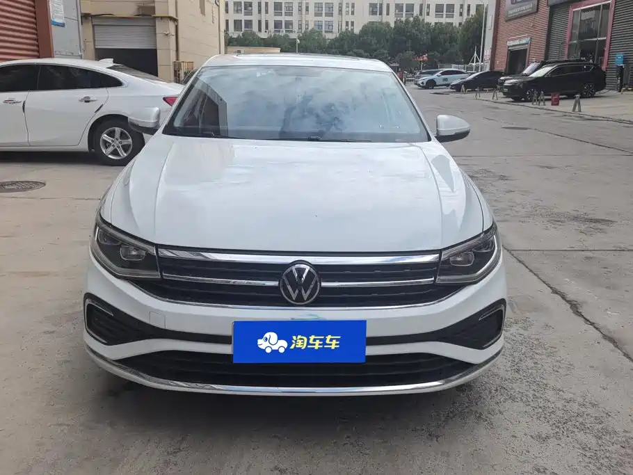Volkswagen Bora 2025