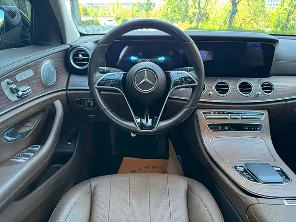 Mercedes-Benz E-Class 2021
