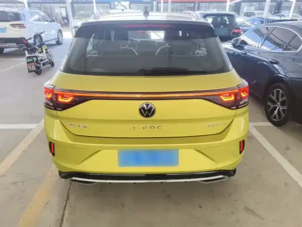 Volkswagen T-Roc 2023