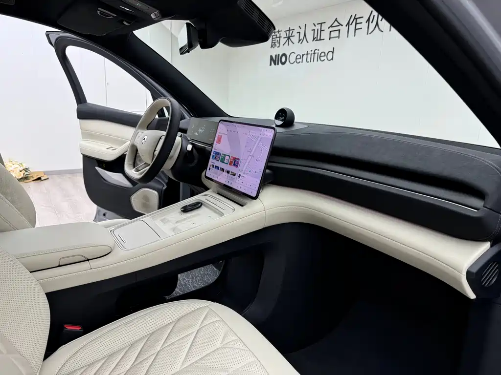 NIO EC6 2025 — фото 16
