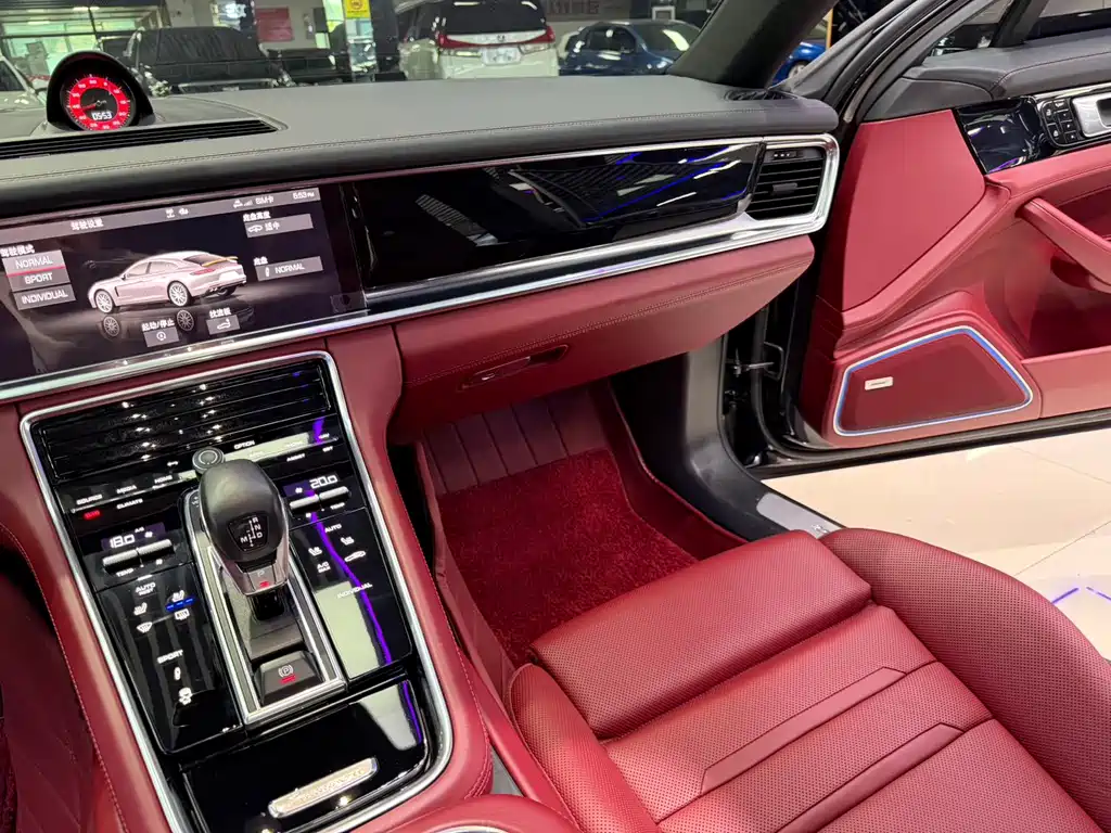Porsche Panamera 2021 — фото 10