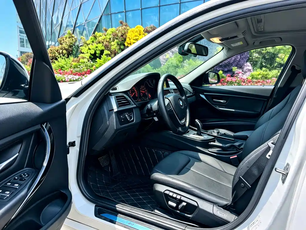 BMW 3 Series 2016