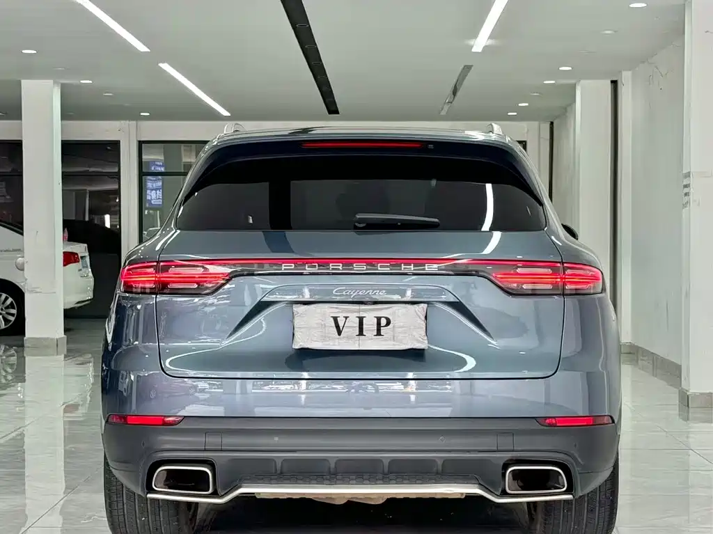 Porsche Cayenne 2018 — фото 5