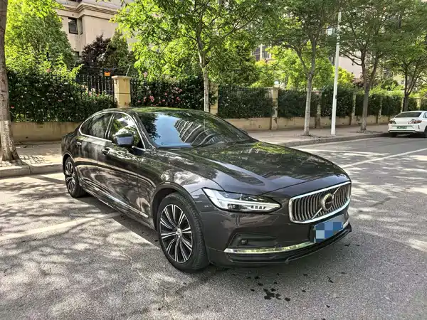 Volvo S90 2021