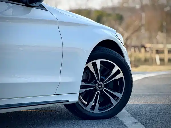 Mercedes-Benz C-Class 2019
