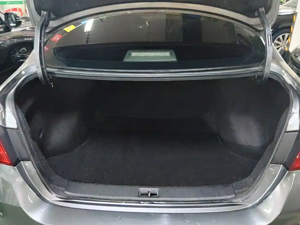 Nissan Sylphy 2021 — фото 19