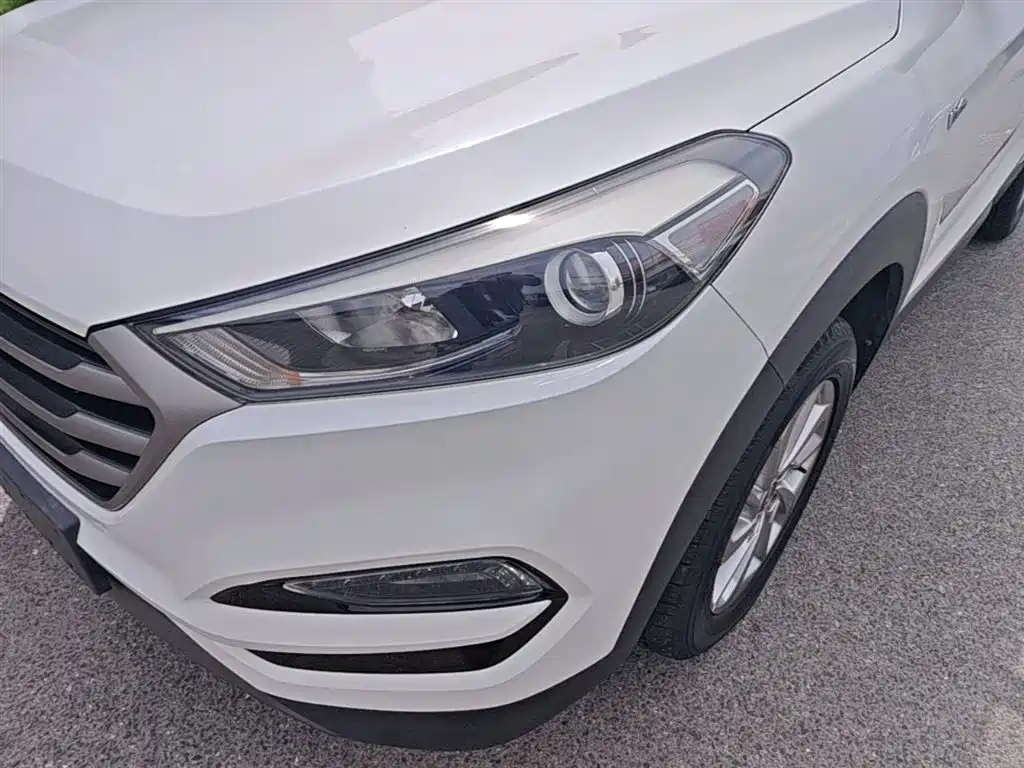 Hyundai Tucson 2017 — фото 24