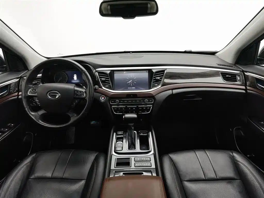 GAC Motor Trumpchi GS8 2019 — фото 5