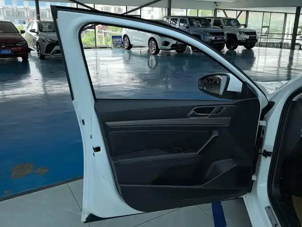Volkswagen Lavida 2024