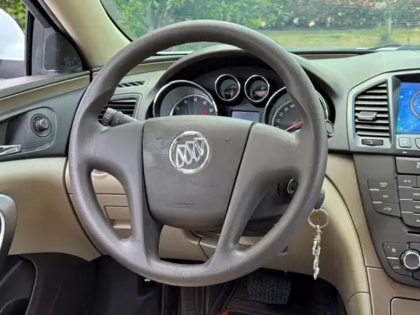Buick Regal 2012
