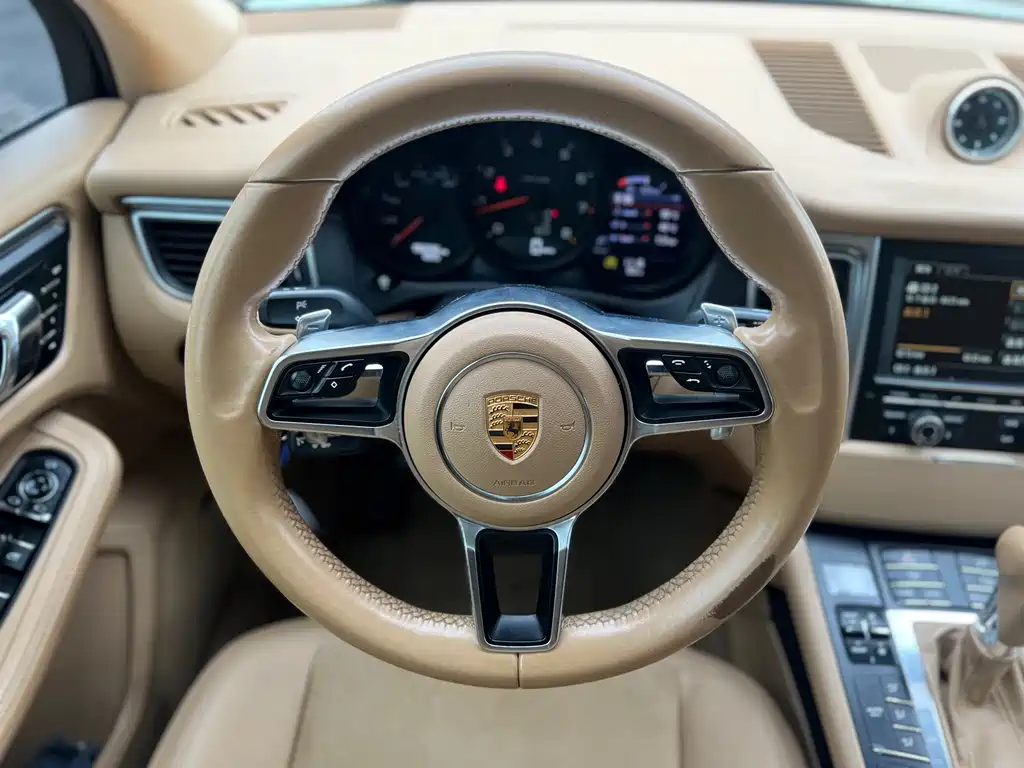 Porsche Macan 2015 — фото 6