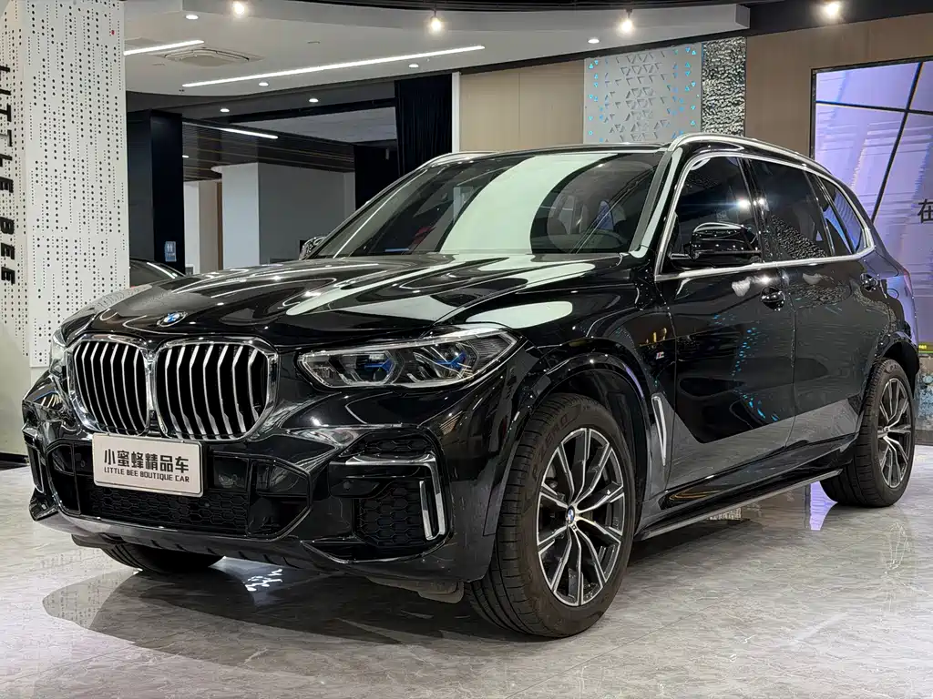 BMW X5 2023 — фото 1