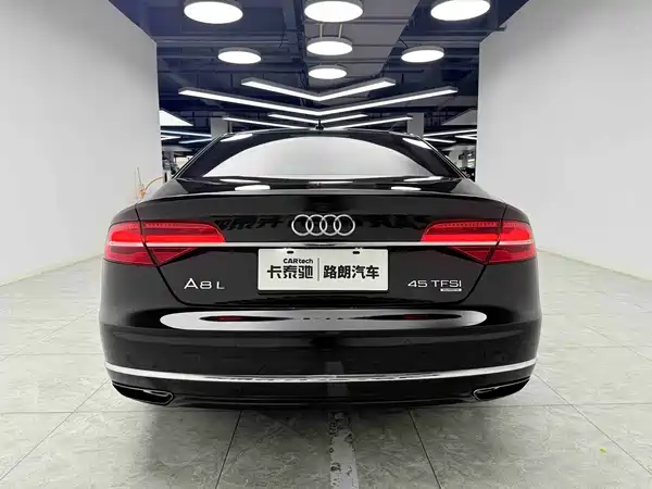 Audi A8 2016