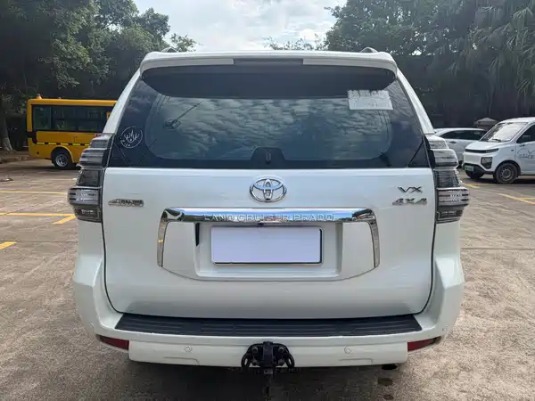 Toyota Prado 2011