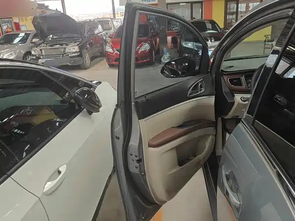 Buick GL8 2019